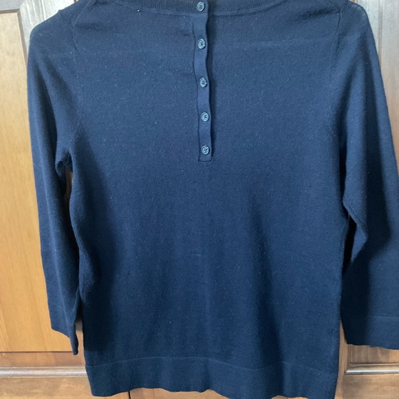 Light weight Loft sweaters - Picture 8 of 13